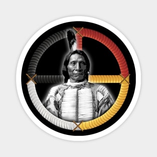 MEDICINE WHEEL 2 Chief Maȟpíya Lúta (Red Cloud) Magnet